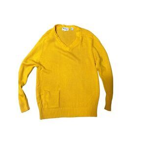 Parker of Vienna Vintage Men’s Preppy Gold V-neck Acrylic Pullover Sweater L